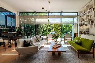 Extraordinary Luxury Home on the Seine river Vacation rental in Issy-les-Moulineaux