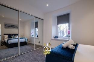 Holburn Hideaway - SJA Stays - Modern 2 Bed Apartment Apartment in Aberdeen