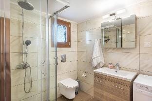 Platania's Paradise Apartment in Platanias