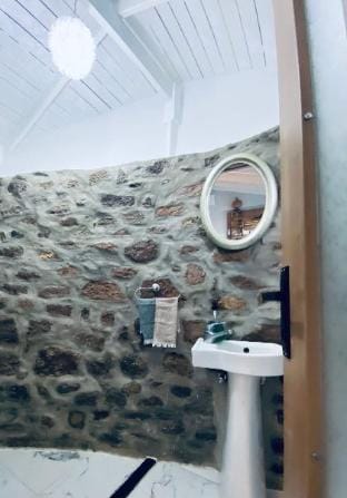 “Erytrai” müstakil Taş Oda Vacation rental in İzmir Province