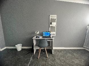 M & B Backpackers Apartment in Cape Town