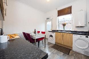 Cosy Two bedroom Terrace Blackburn Vacation rental in Blackburn