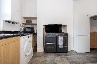 Cosy Two bedroom Terrace Blackburn Vacation rental in Blackburn