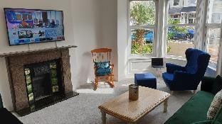 Snowdon Retreat Villa by Seaside Llandudno Villa in Llandudno