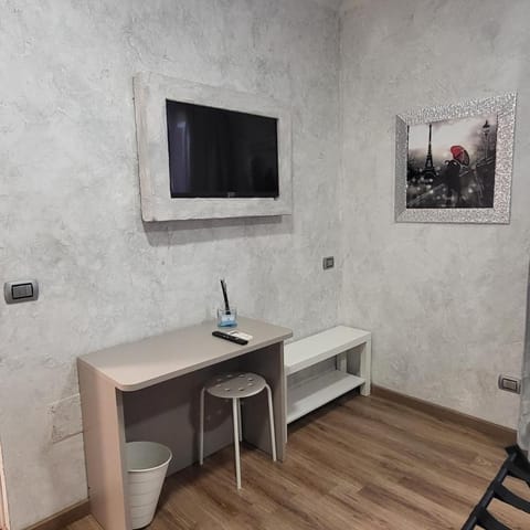 ILLUVIA 2 Bed and Breakfast in Rho