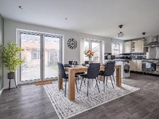 Stunning 3bd detached house l Pool Table l Parking Vacation rental in Gateshead