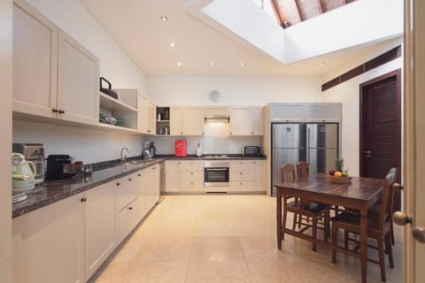 Villa Alabali Hotel in Kuta