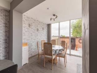 Modern Villa w Private Yard Villa in Middelkerke