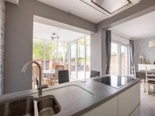 Modern Villa w Private Yard Villa in Middelkerke