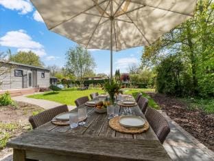 Luxury chalet near Ouddorp with garden Vacation rental in South Holland (province)