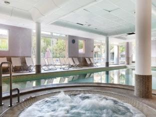 Studio in Greoux-Les-Bains near Lakes Apartment in Gréoux-les-Bains