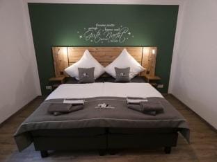 Neuendorf Hillside Haven Vacation rental in Vulkaneifel