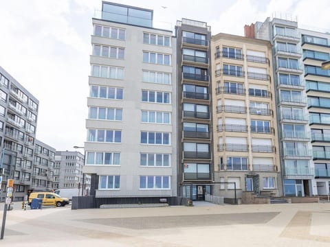 Beautiful apartment with direct sea view Apartment in Middelkerke