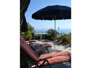Bruggen-Appartement - Castel dIncze Vacation rental in Roquebrune-Cap-Martin
