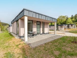 Charming bungalow in Hallschlag near the seabeach Vacation rental in Vulkaneifel