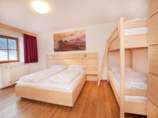 Chalet in Pinzgau near Wildkogel Arena Apartment in Salzburgerland