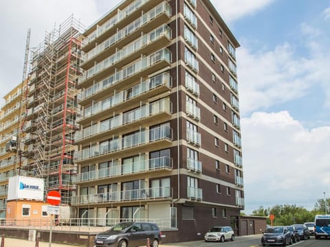 Apartment with terrace on the seafront promenade Apartment in Middelkerke