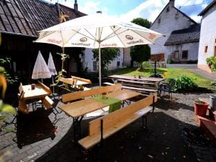 Apartment in Meisberg with In-house Catering Apartment in Vulkaneifel