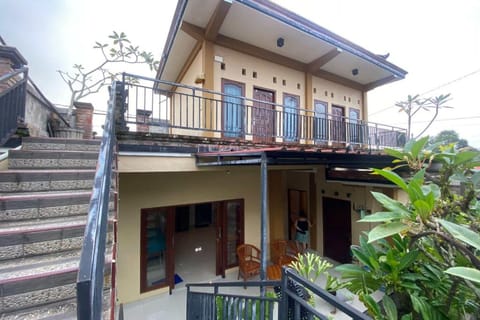 Capital O 93881 Jero House Hotel in Tampaksiring