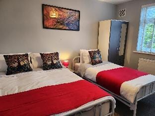 Dale House Vacation rental in Coventry