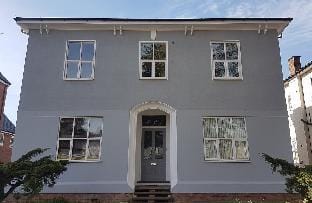 Avenue Road Serviced Apartment Apartment in Royal Leamington Spa