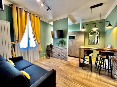 HomingPisa - Gemini OneTwo - NEW (900 Reviews) Apartment in Pisa