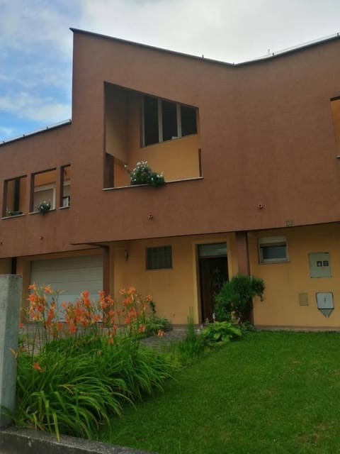 Bolek mansion Vacation rental in Federation of Bosnia and Herzegovina