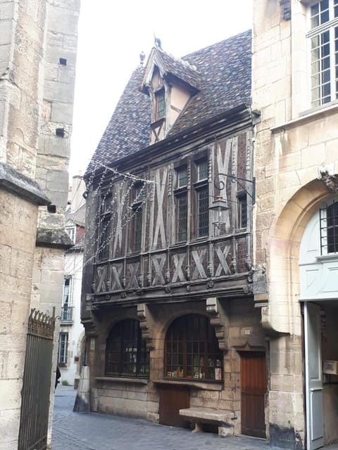 Le Jardin des Ecureuils Apartment in Dijon