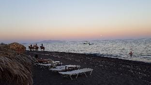 Cycladic  Studios 1 pleasure   3 Person Apartment in Perissa