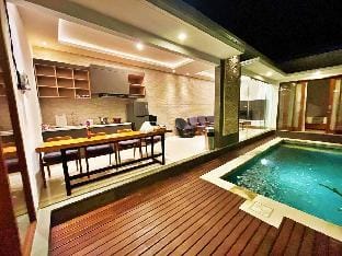 Luxury 2BR Villa with paddy view Vacation rental in North Kuta