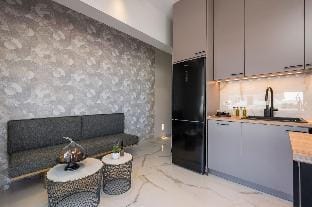 Orama Luxury Apartments︱Your 2BR Seaside Living Apartment in Agia Marina