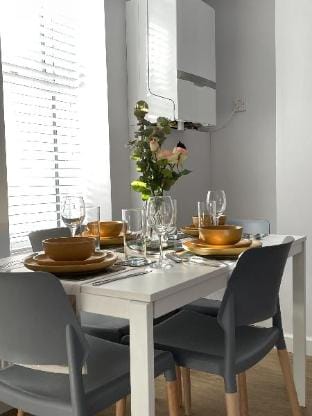 Cozy Cheltenham Accomodation Apartment in Cheltenham