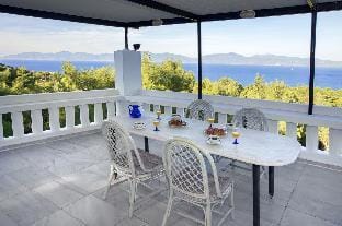 Dream View Villa Apartment in Euboea