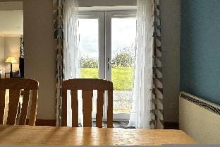 No.2 The Links Apartment, Brora Apartment in Scotland