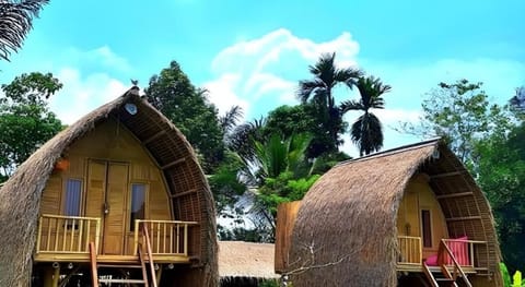 Tiny ECO Bamboo Ubud Hotel in Tampaksiring