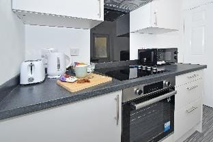 Sapphire Apartment | One Bedroom Apartment Apartment in Crewe