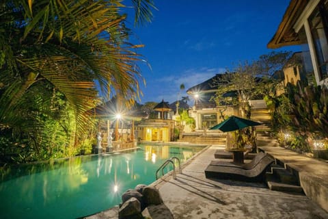 Alam Puri Art Museum and Villas Hotel in Sukawati