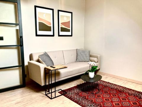 Royas Home private studio Apartment in Flanders