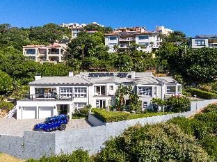 PHILLIP VILLA Vacation rental in Knysna