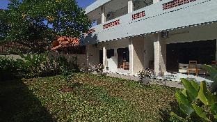 Pondok Dete Guest House Apartment in Denpasar