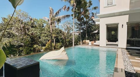 Kula Kara Villas Bingin, Uluwatu Hotel in Bali