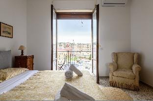 Via Coriolano 8 in Naples Apartment in Naples