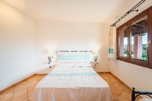 Relaxing Residence Baia dei Mirti Studio Mono 4 sleeps 4 Apartment in Sardinia