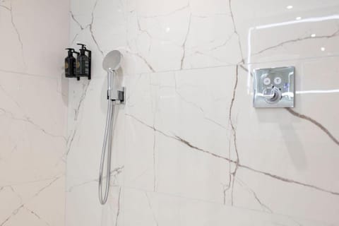 Ki Space Hotel & Spa - near Disneyland Paris Hotel in Bailly-Romainvilliers