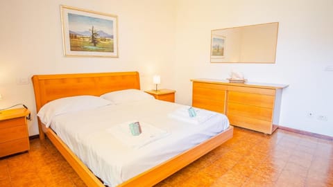 Sweet Garden Apartment - Italian Homing Apartment in Sirmione