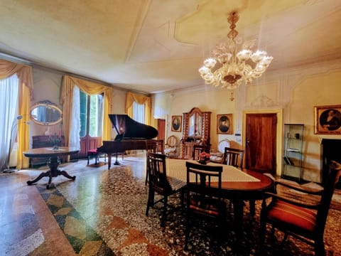 Villa Nani Mocenigo, Golin Villa in Dolo