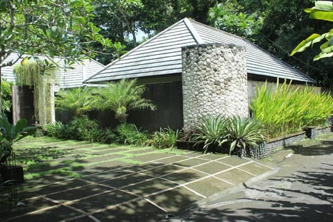 Belvilla Dhyana Kutir Seseh Beach Villa in Kediri