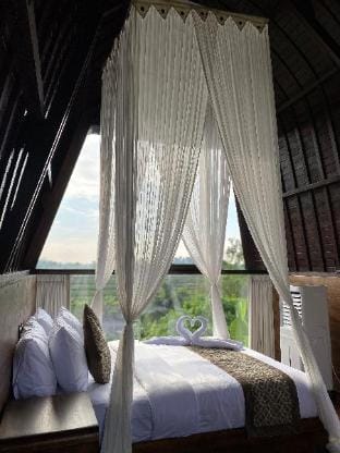Tori Klumpu (3BR, New Villa, South Ubud, Calm) Villa in Abiansemal