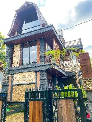 Tori Klumpu (3BR, New Villa, South Ubud, Calm) Villa in Abiansemal