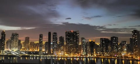 LAGOON VIEWS Apartment in Al Sharjah